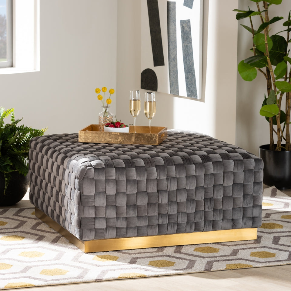 Noah luxe Ottoman.
