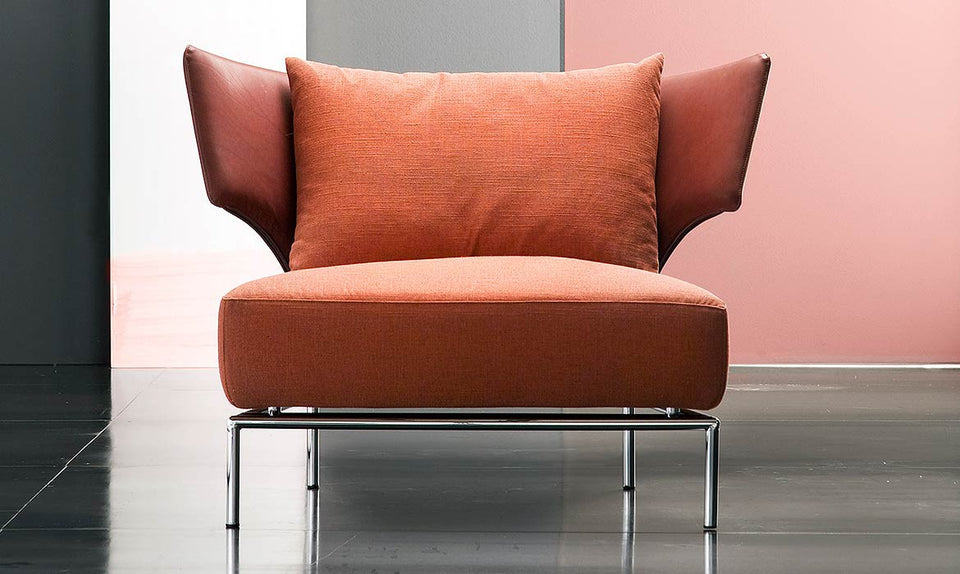 Abbraccio Chair.