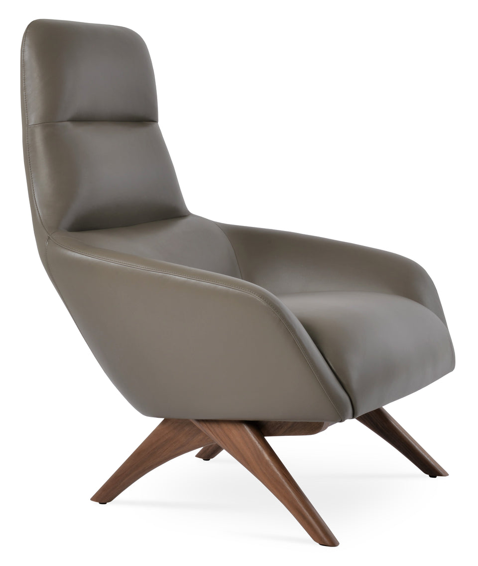 Barcelona Armchair Wood Base.