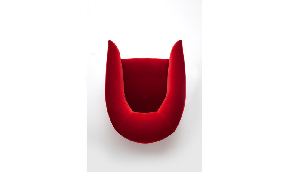 Canzone Chair.