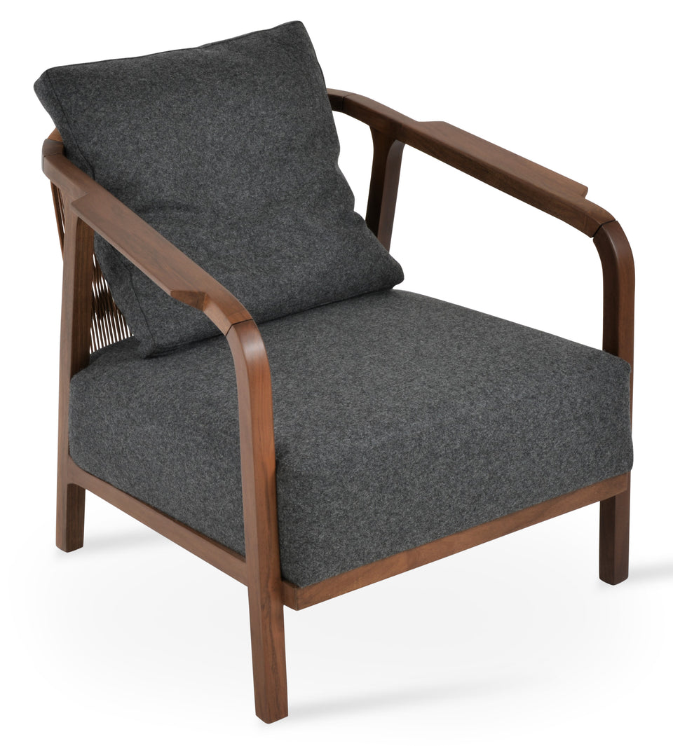 Drops Arm Lounge Chair.