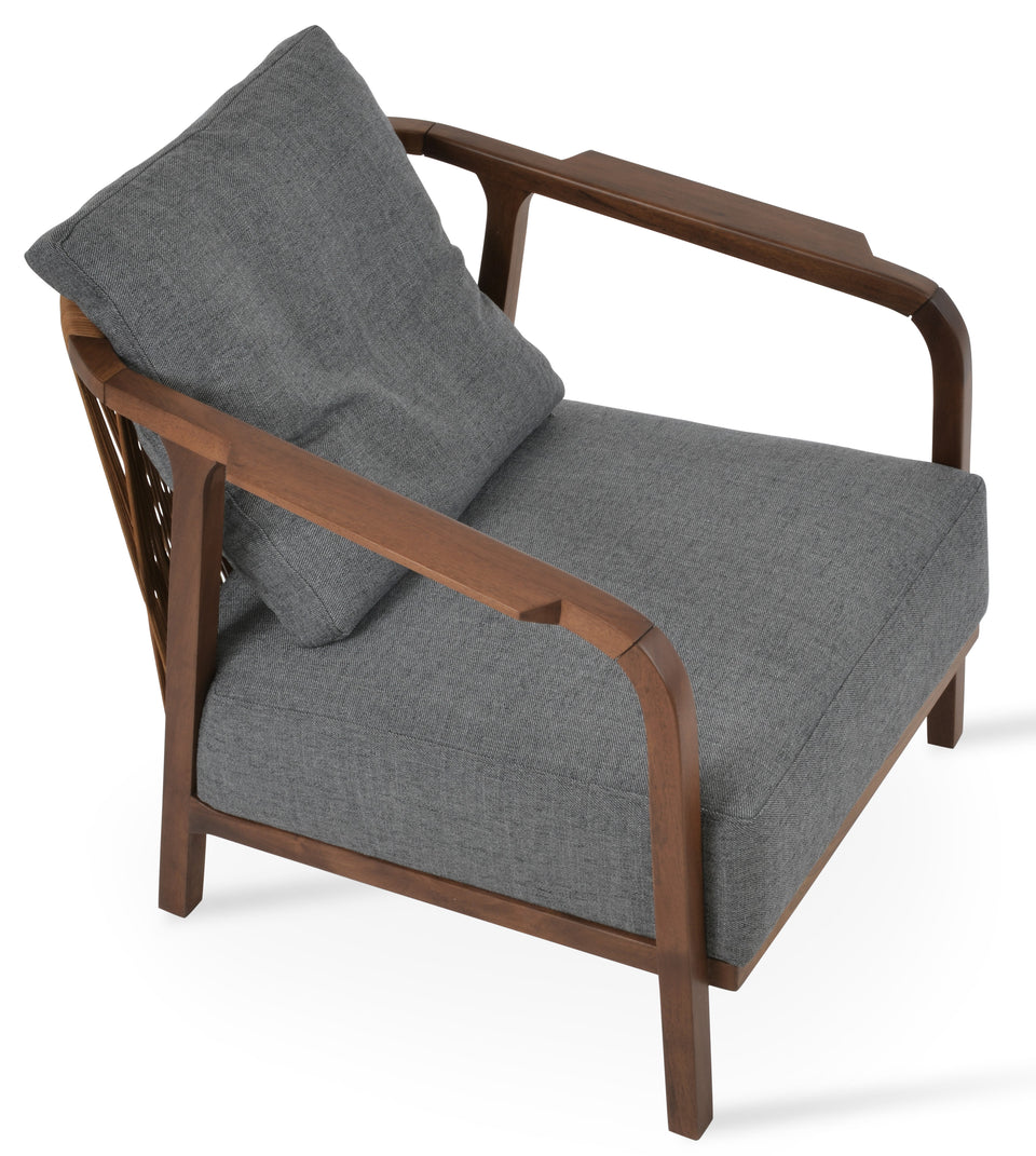 Drops Arm Lounge Chair.