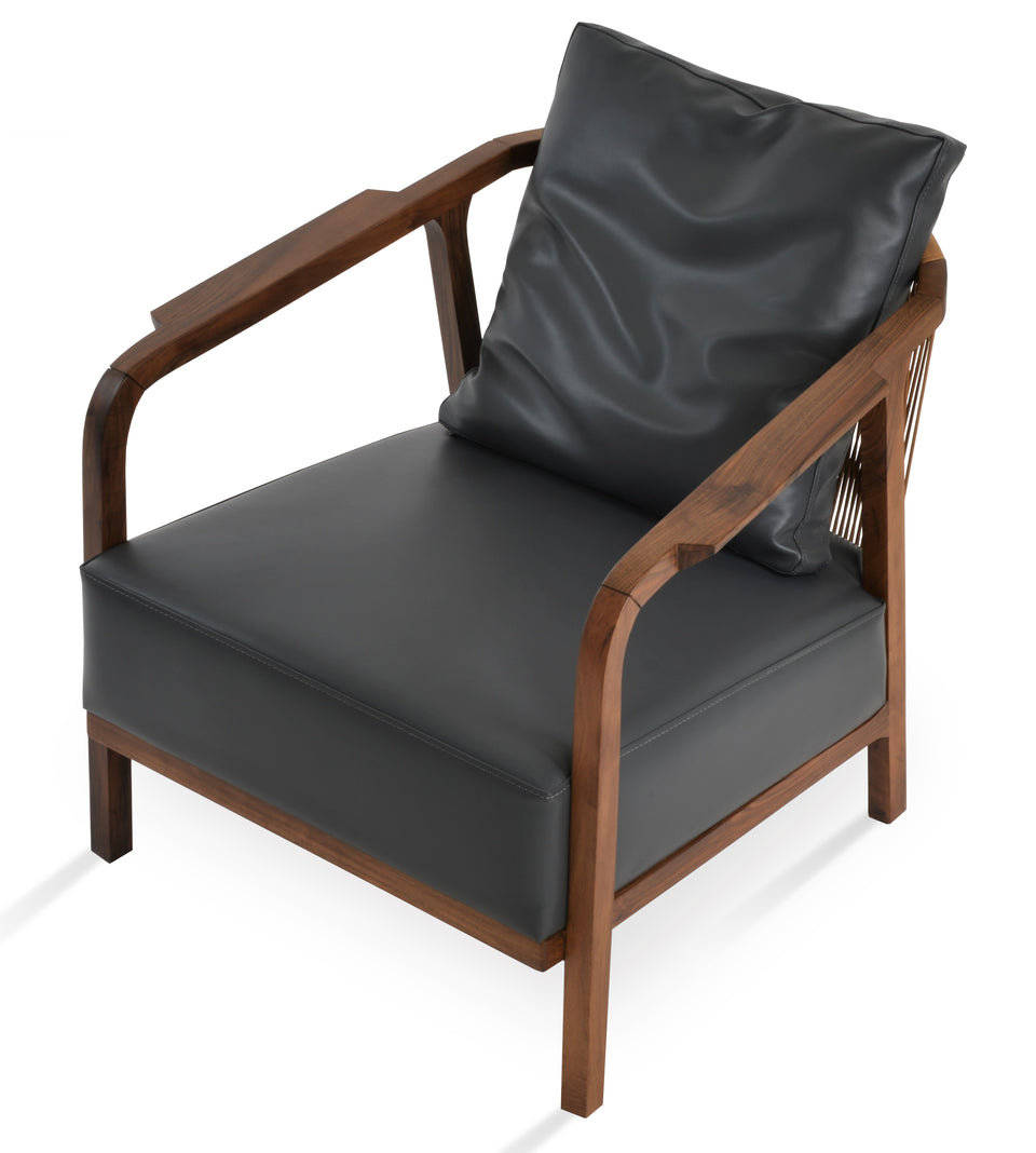 Drops Arm Lounge Chair.