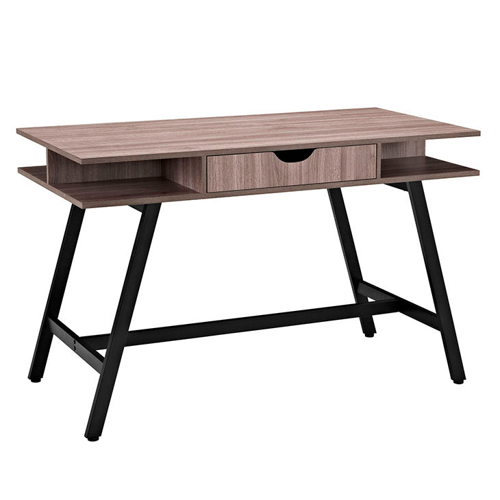Turnabout office desk in birch.