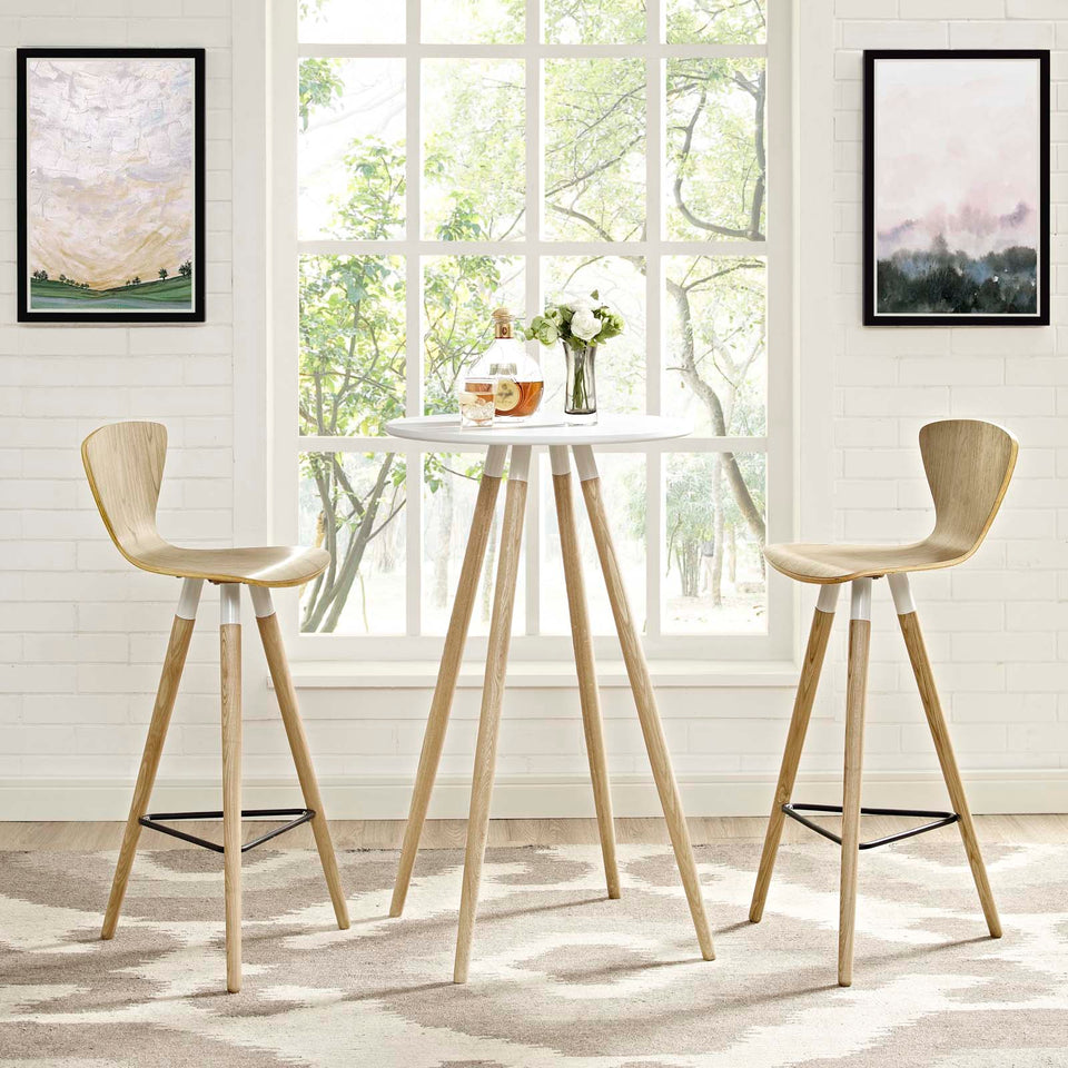 Track Round Bar Table in White.