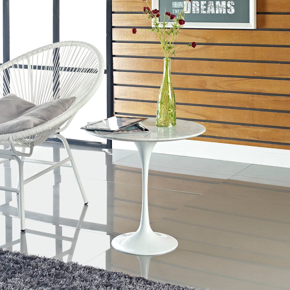 Lippa 20" Marble Side Table in White.