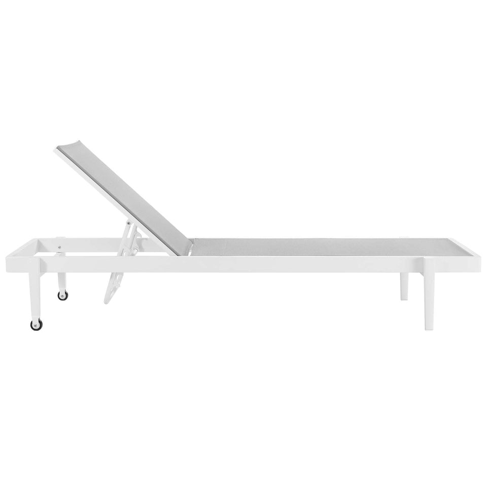 Charleston Outdoor Patio Chaise Lounge Chair in White Gray.