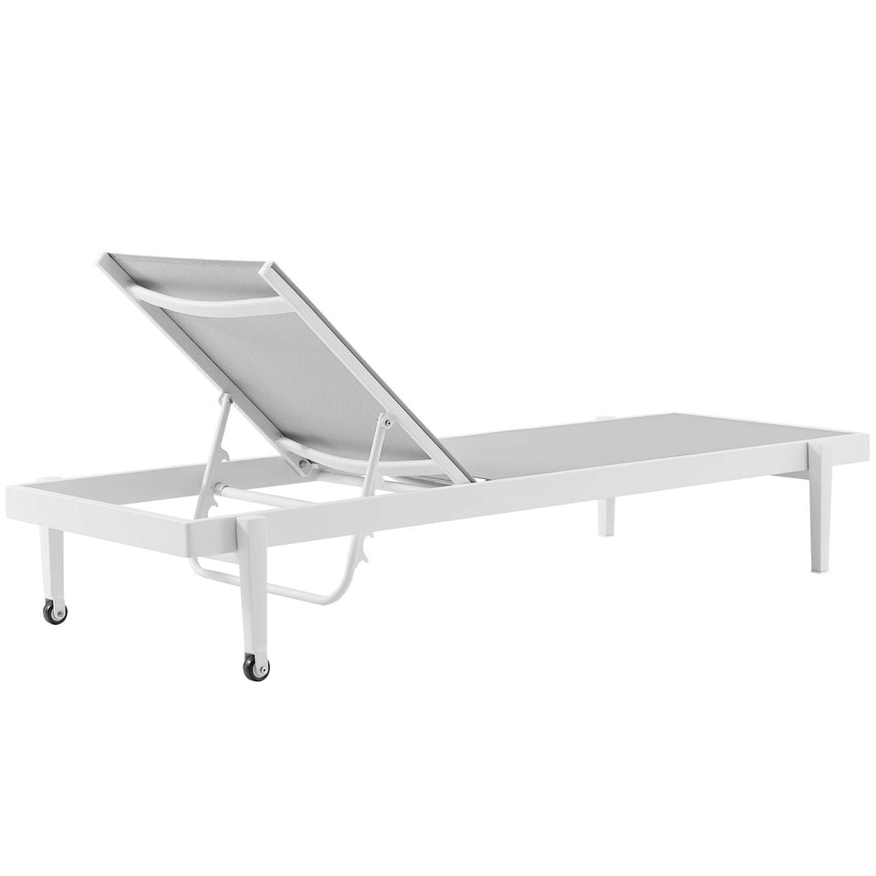 Charleston Outdoor Patio Chaise Lounge Chair in White Gray.