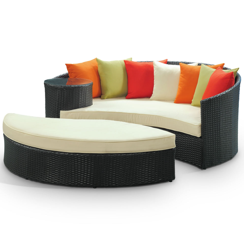 Taiji Outdoor Patio Wicker Daybed.