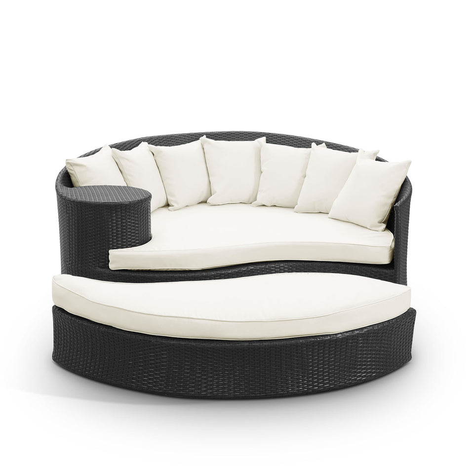 Taiji Outdoor Patio Wicker Daybed.