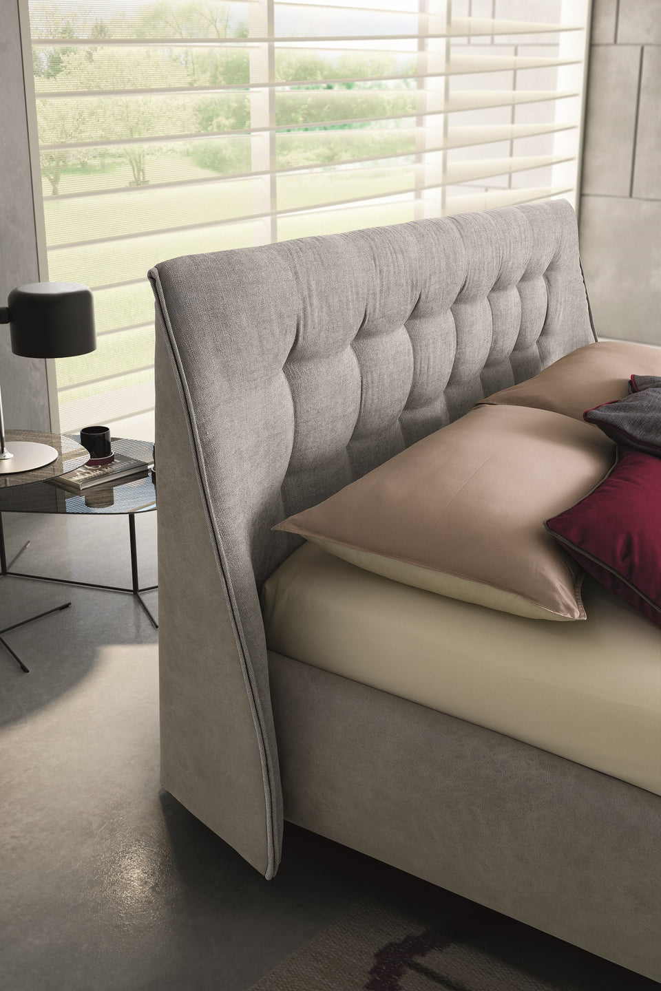 Guscio Premium Storage Bed.