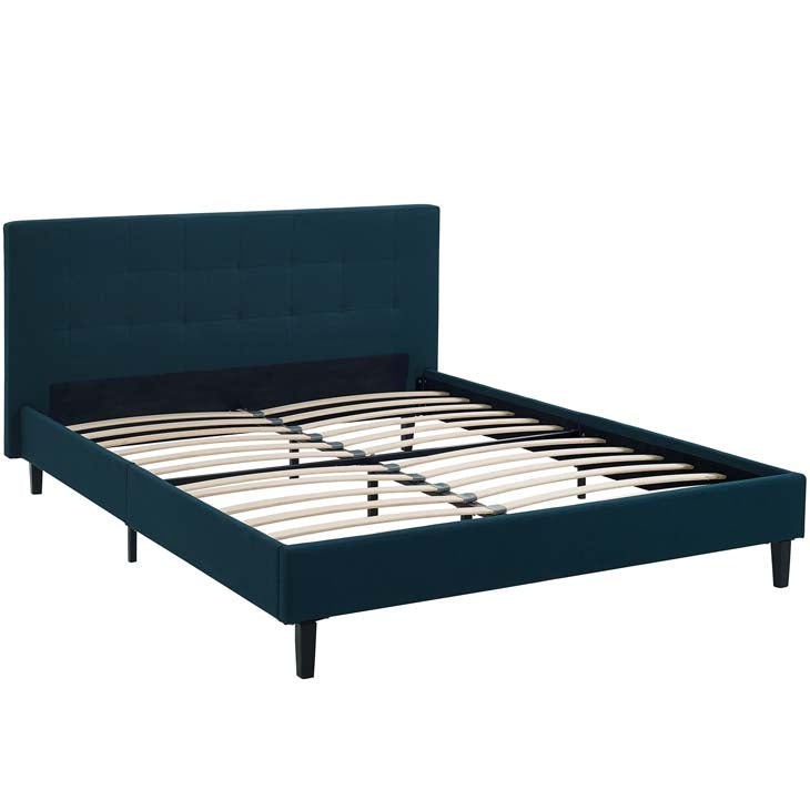 LINNEA FULL FABRIC BED.