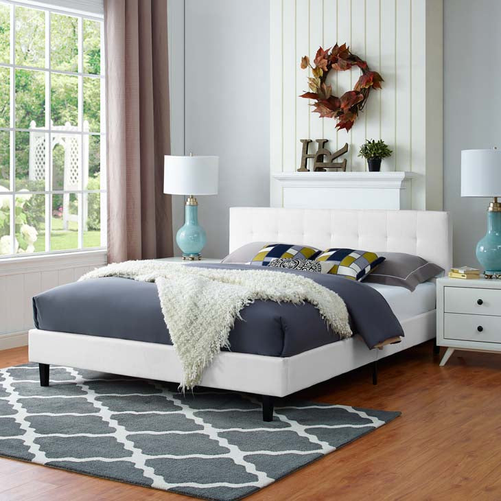 LINNEA FULL FABRIC BED.