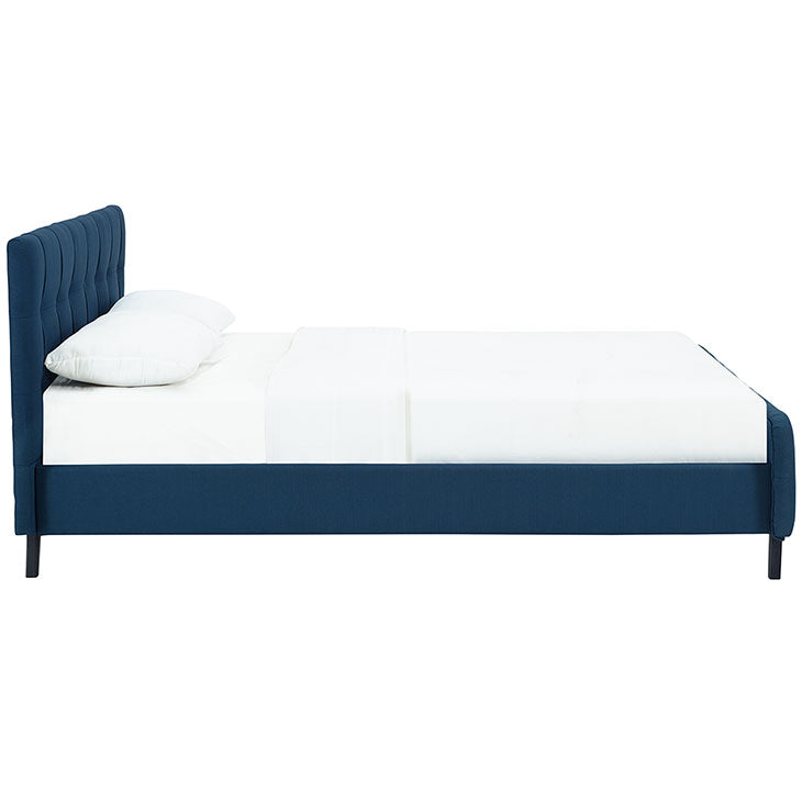 OPHELIA QUEEN FABRIC BED IN AZURE.