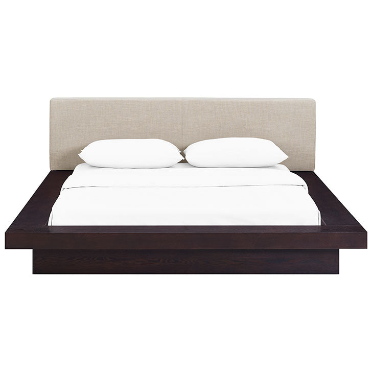 FREJA QUEEN FABRIC PLATFORM BED IN CAPPUCCINO.
