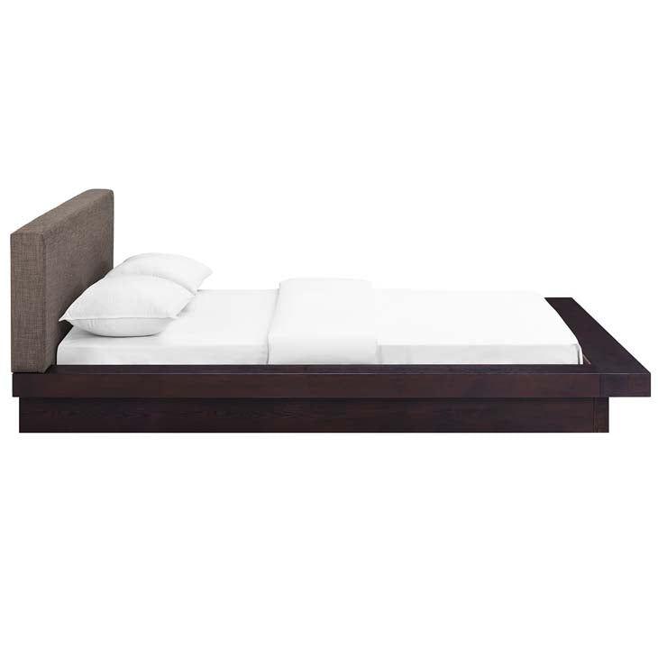 FREJA QUEEN FABRIC PLATFORM BED IN CAPPUCCINO.