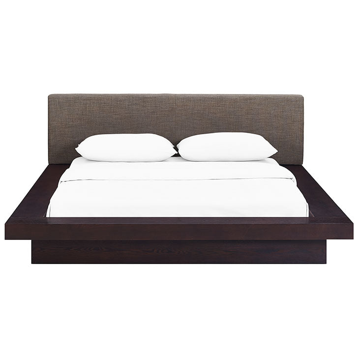 FREJA QUEEN FABRIC PLATFORM BED IN CAPPUCCINO.