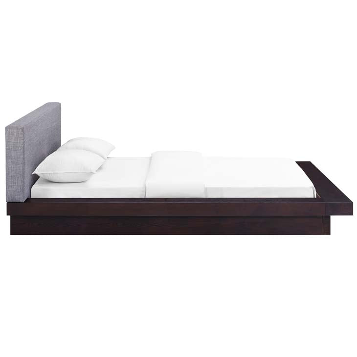 FREJA QUEEN FABRIC PLATFORM BED IN CAPPUCCINO.