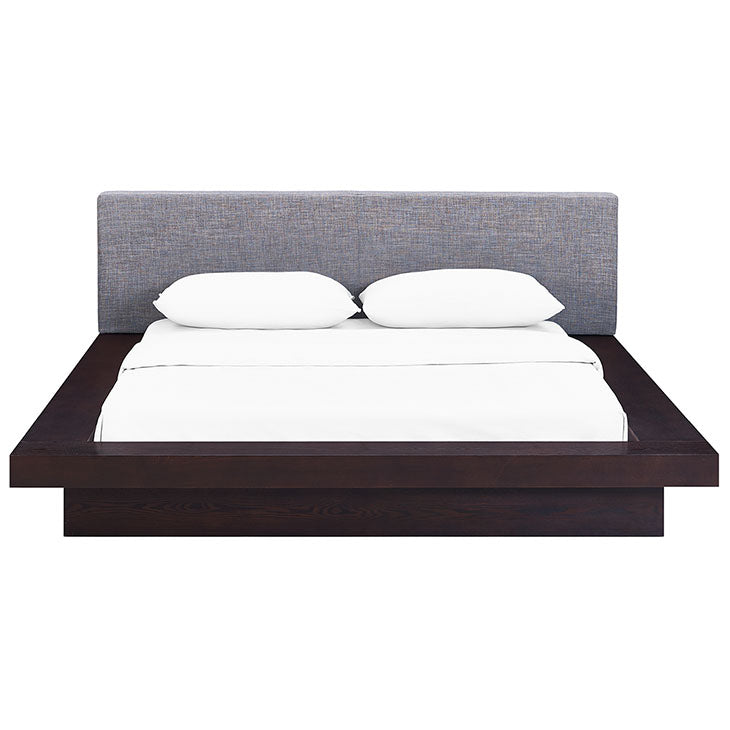 FREJA QUEEN FABRIC PLATFORM BED IN CAPPUCCINO.
