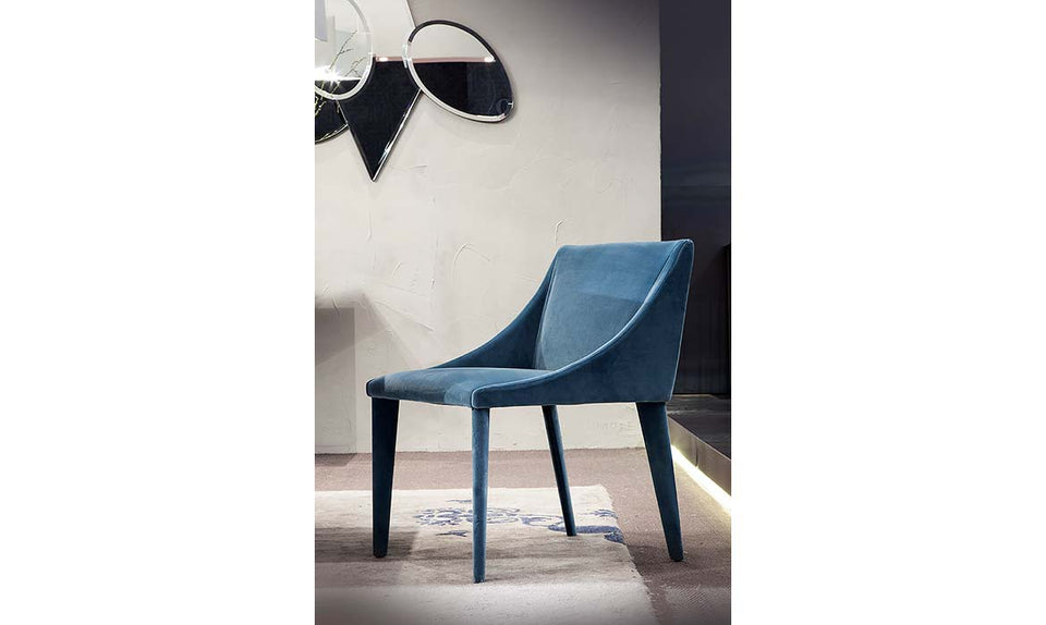 Petalo Dining Chair.