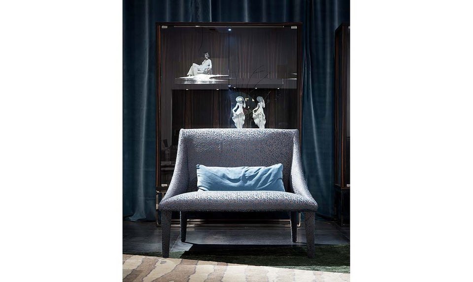 Petalo Chair.