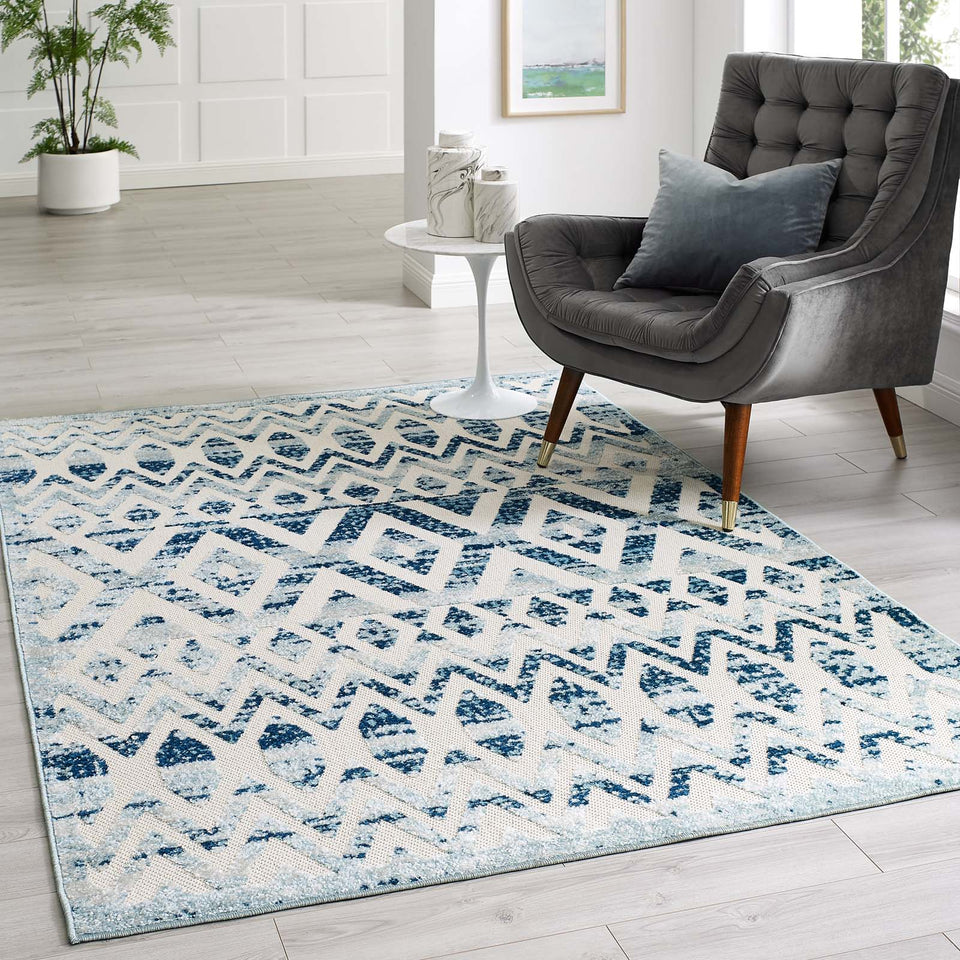 Reflect Tamako Diamond and Chevron Moroccan Trellis Indoor / Outdoor Area Rug in Multicolored.