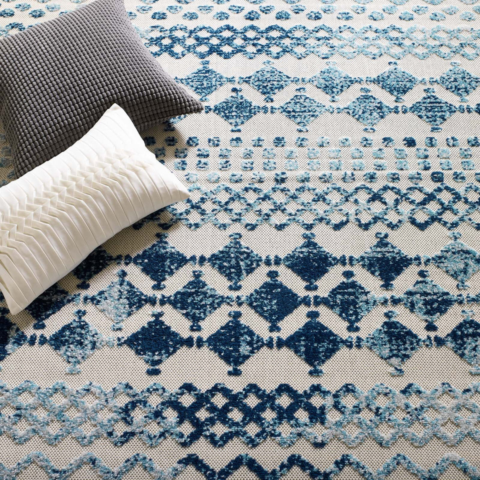 Reflect Giada Abstract Diamond Moroccan Trellis Indoor/Outdoor Area Rug in Ivory and Blue.