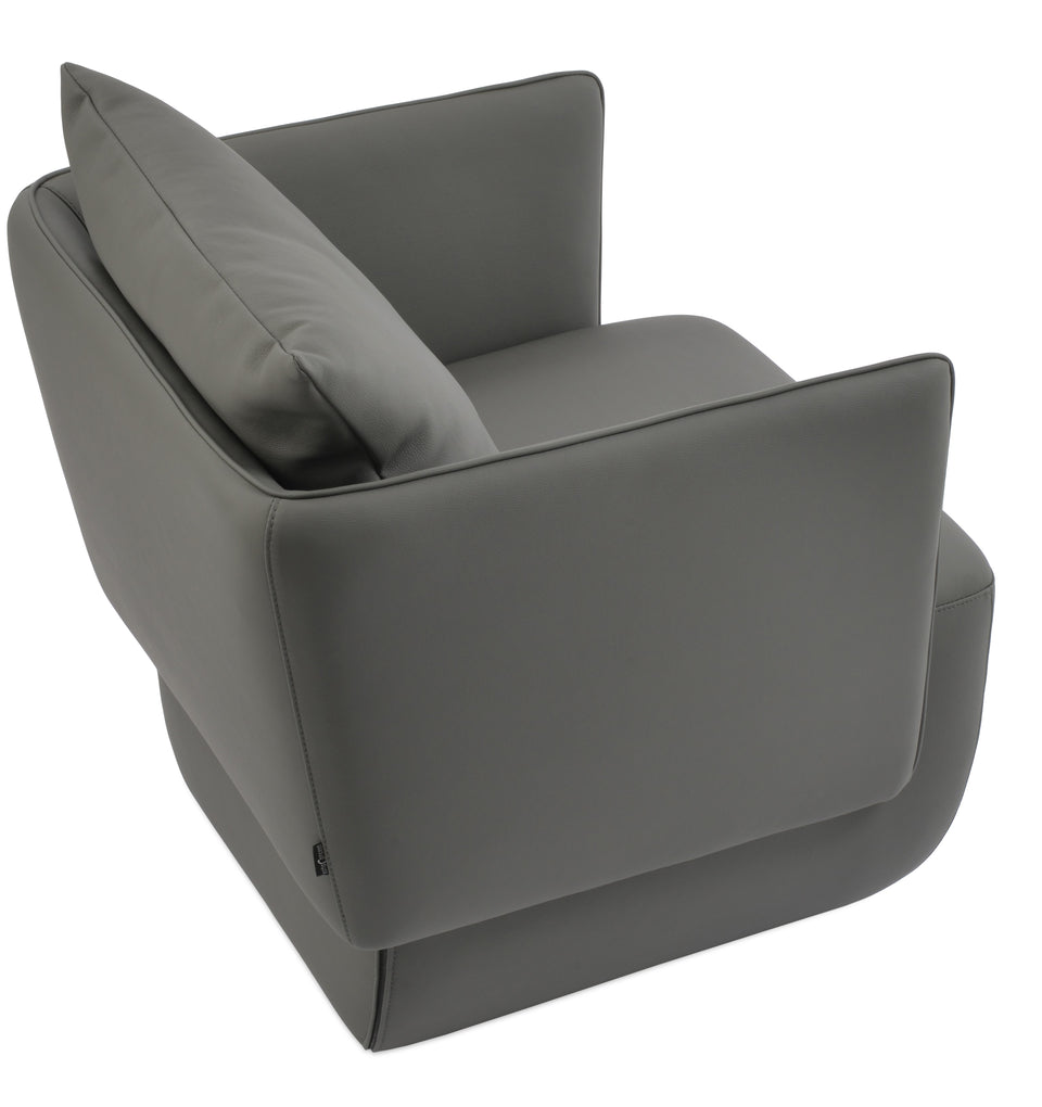 Toronto Lounge Chair.