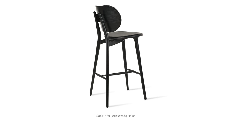 bar stool - detail view