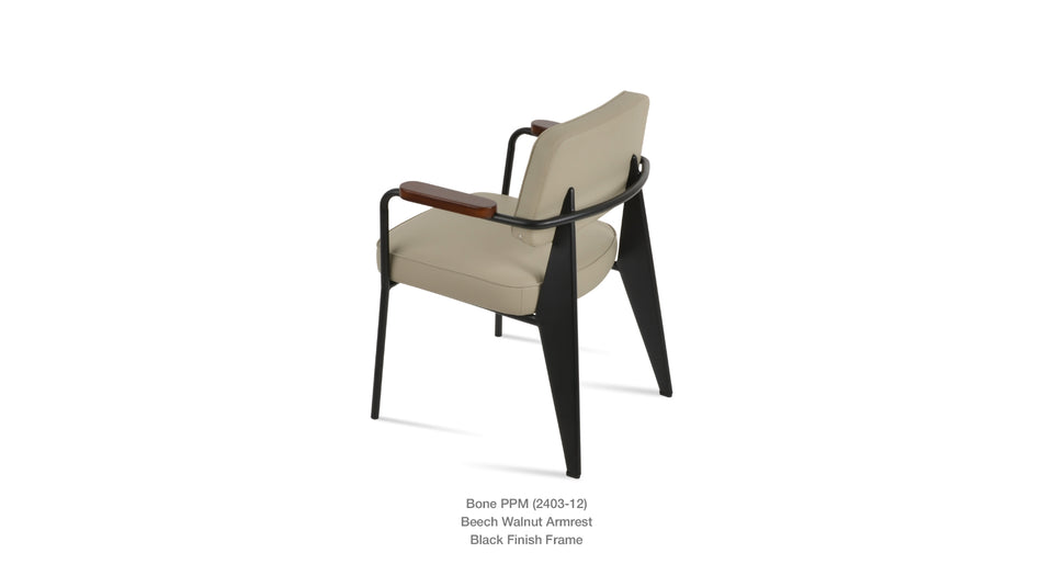 arm chair - detail view