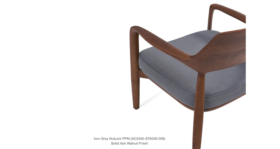 lounge chair - lifestyle setting