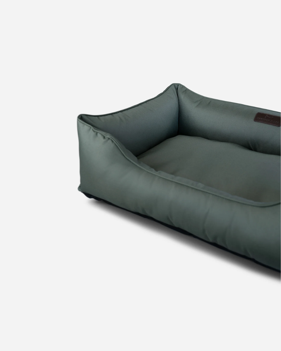 Chester & Lee | Waterproof Sleeper Dog Bed Green