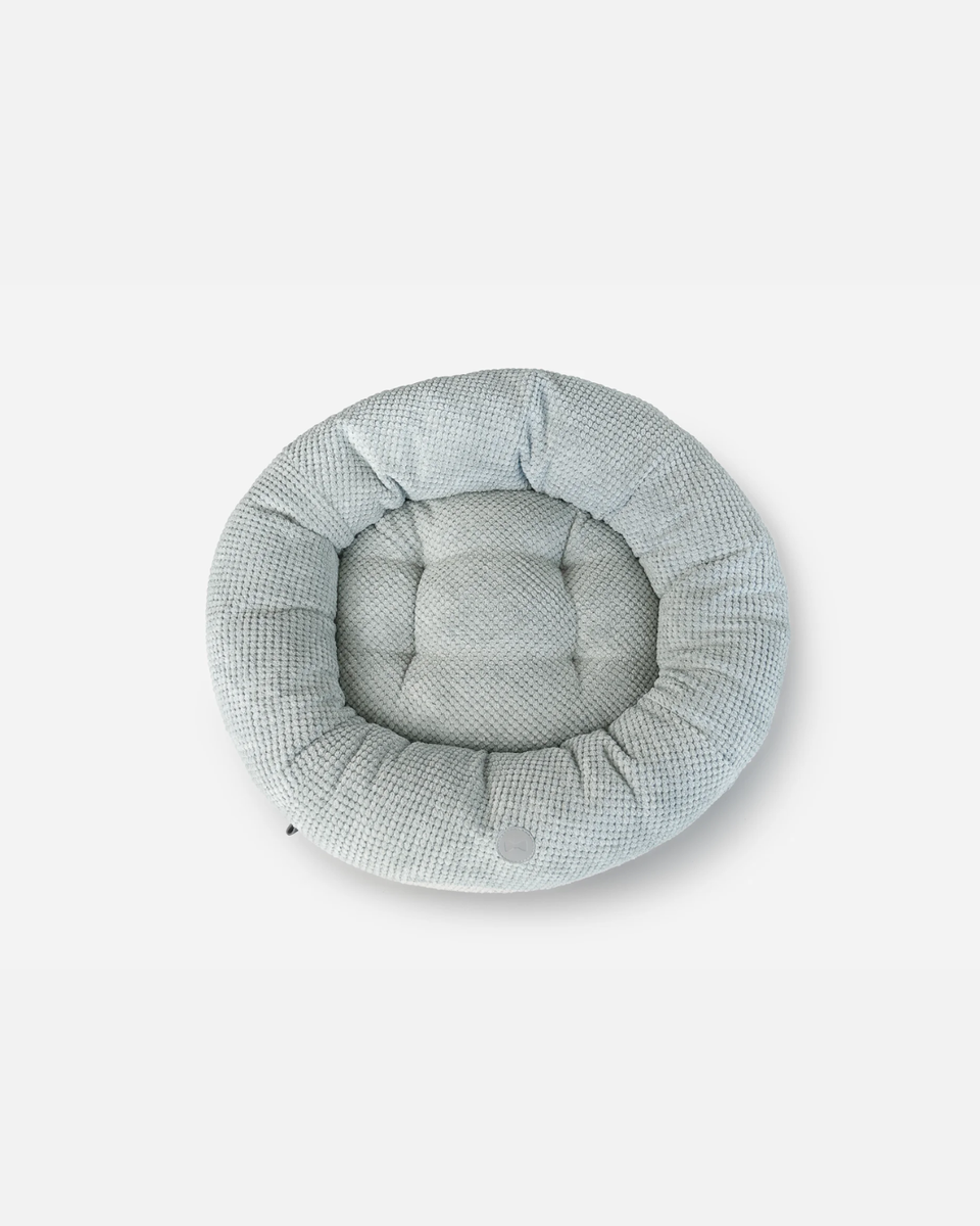 Chester & Lee | Moonlight Gray Donut Dog Bed