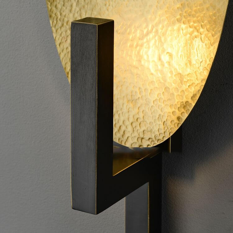 Metal Geometric Wall Lamp