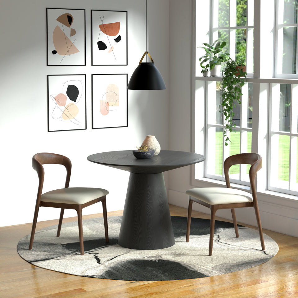 Wesley 43" Round Table