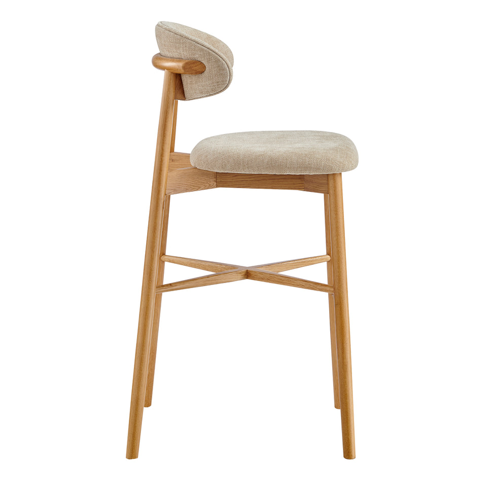 bar stool - detail view