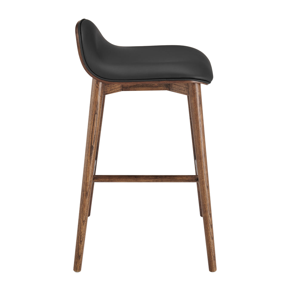 bar stool - detail view