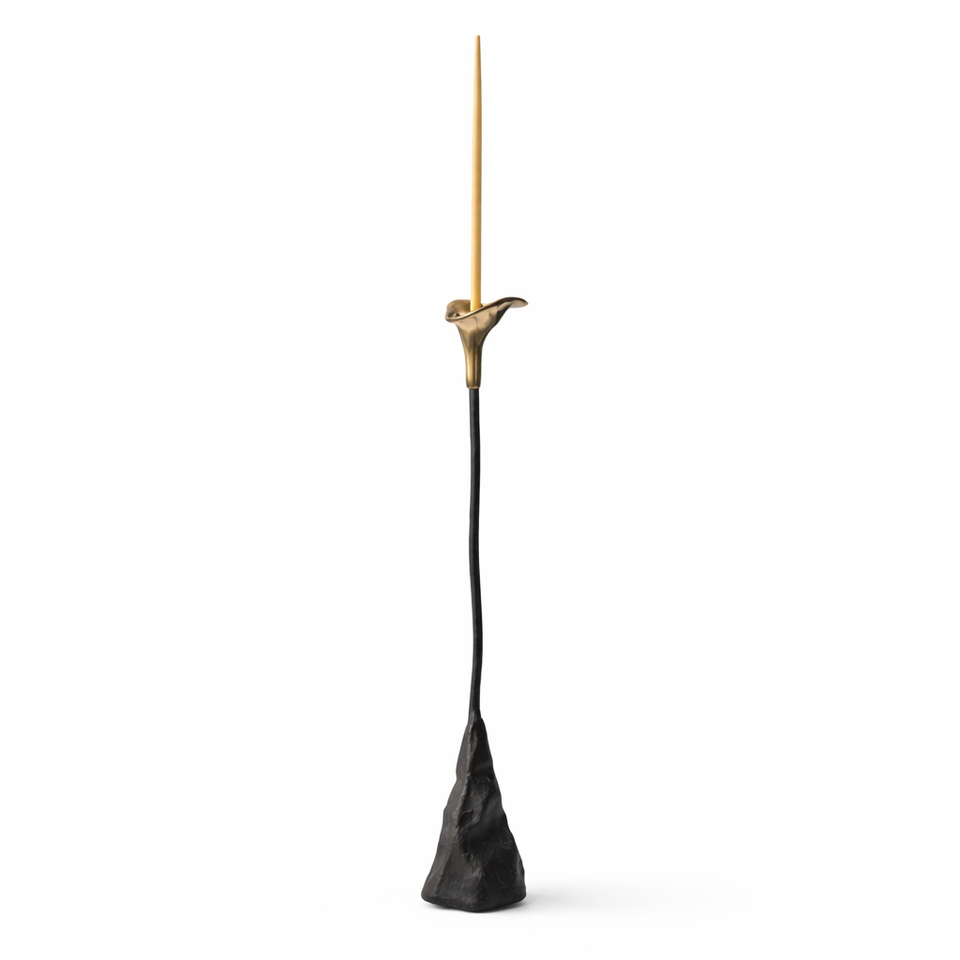 sculptural candleholder - detail view