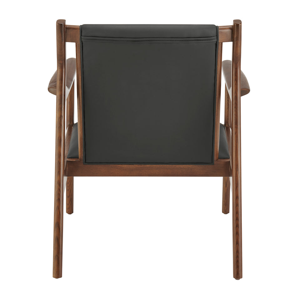 lounge chair - lifestyle setting