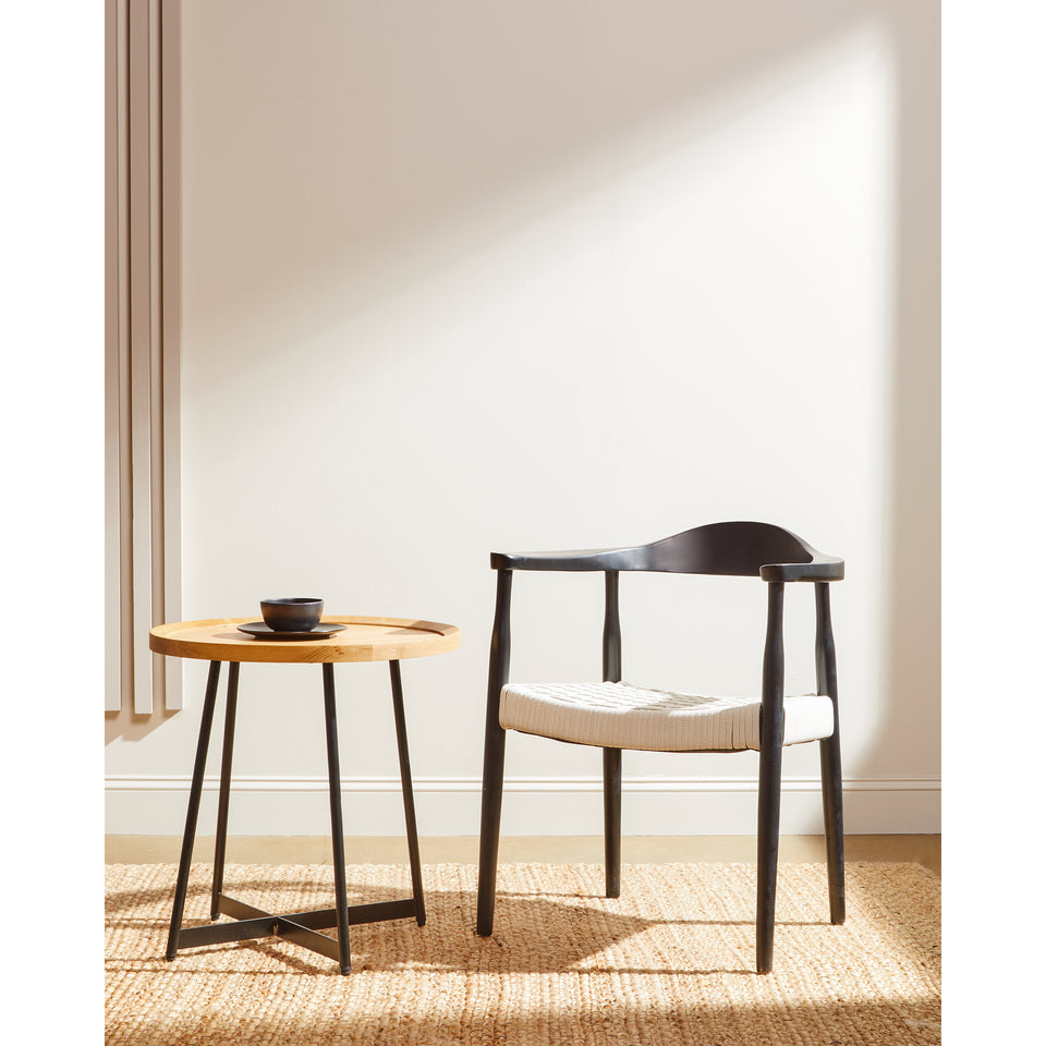 Niklaus 22" Round Side Table