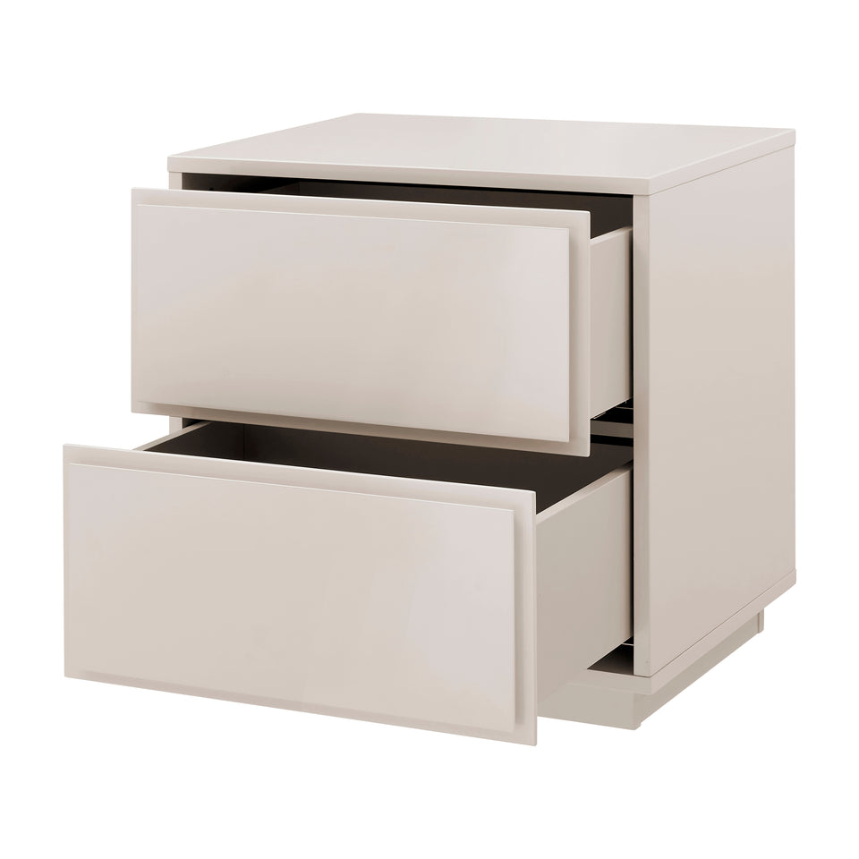 Tresero 23" Side Table