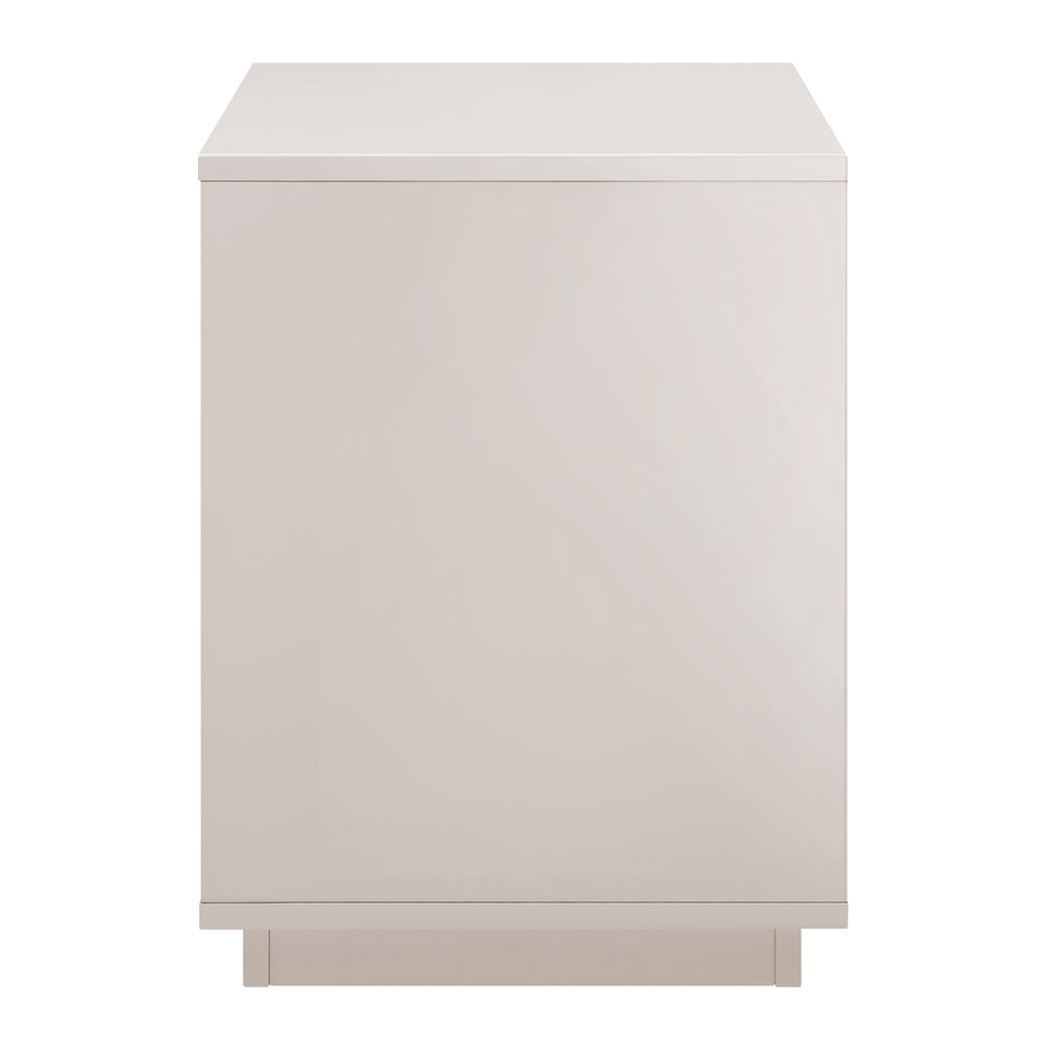 Tresero 23" Side Table
