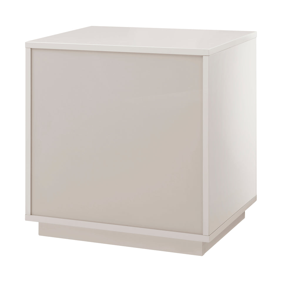 Tresero 23" Side Table