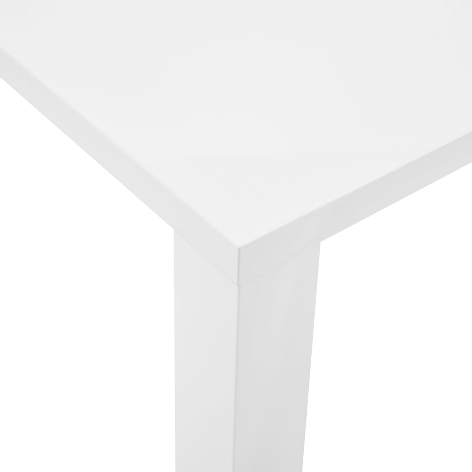 Tresero 70" Table