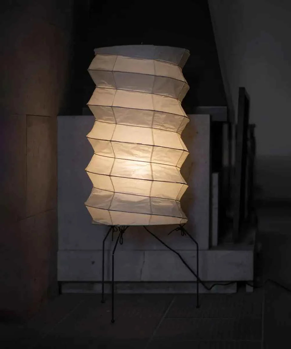 Akari UF2-31N Table Lamp
