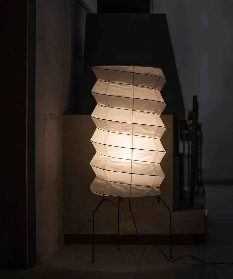 Akari UF2-31N Table Lamp