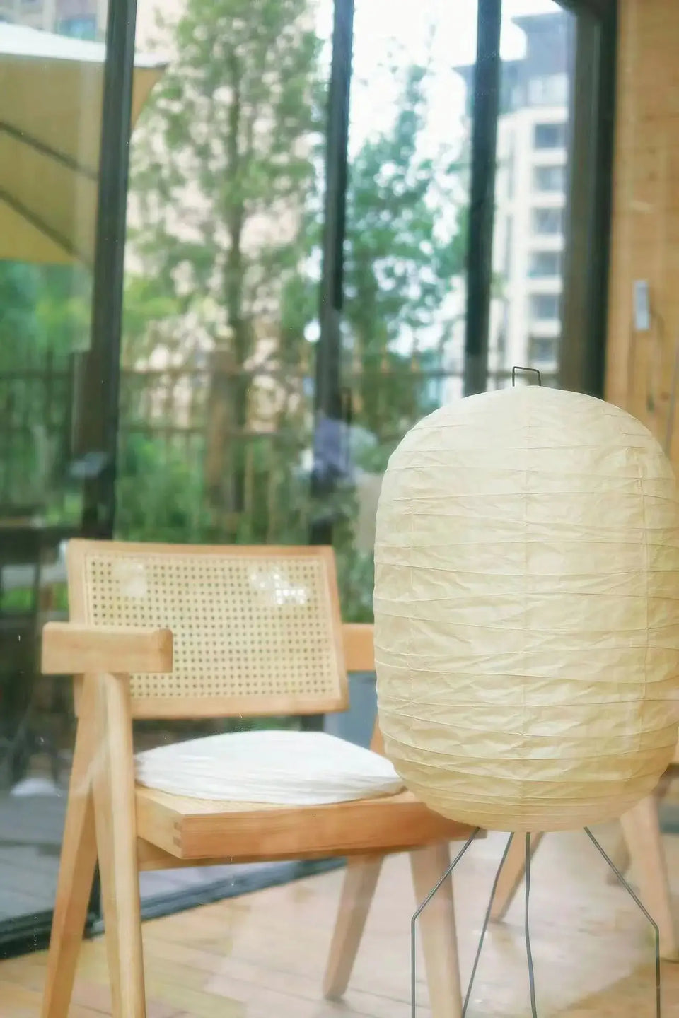 Akari UF3-DL Floor Lamp