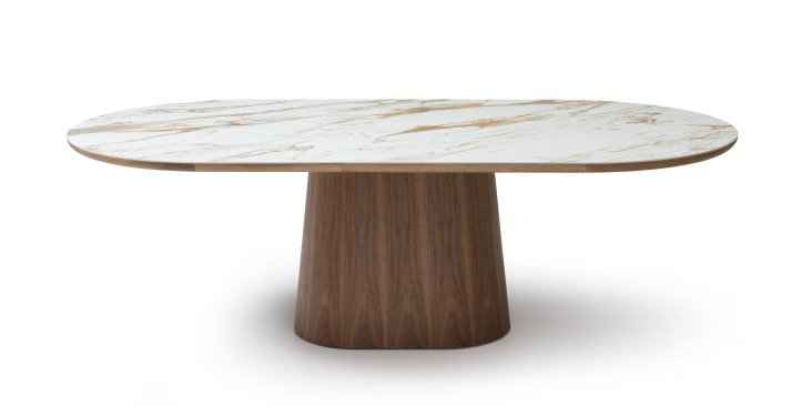 Atrio Dining Table