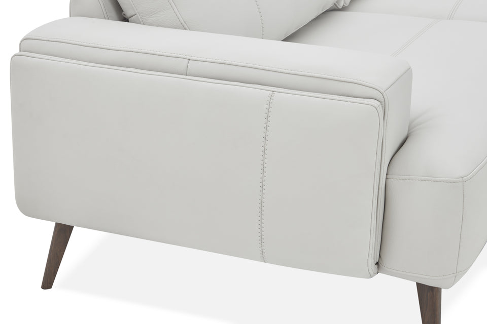 Capri RHF Sectional in Frost