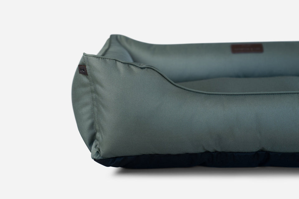 Chester & Lee | Waterproof Sleeper Dog Bed Green